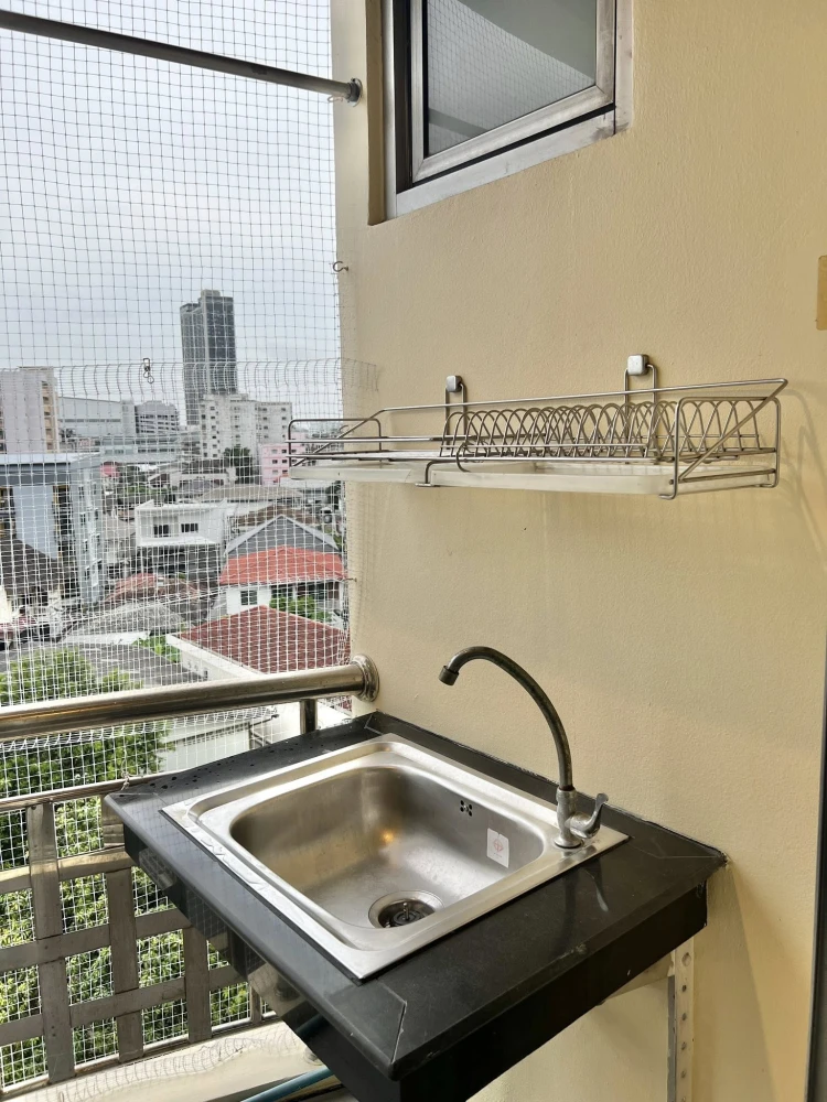 ให้เช่า Akesin Place ห้องพร้อมอยู่ เฟอร์พร้อม ราคาสบายกระเป๋า จองเลย อย่าพลาด!!