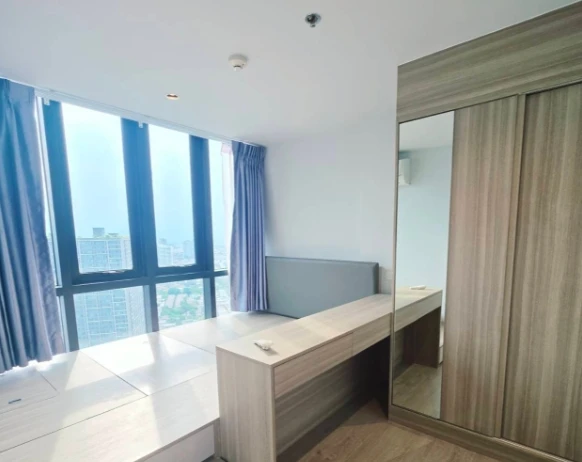 ให้เช่า Altitude Unicorn Sathorn - Tha Phra ชั้น 33 ห้องน่าอยู่ แต่งครบ สนใจจองเลย