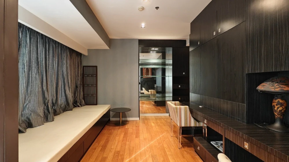 ให้เช่า Amanta Lumpini ชั้น 38 วิวโล่ง โปร่ง ห้องใหญ่ขนาด 138.52 ตรม. เฟอร์นิเจอร์ เครื่องใช้ไฟฟ้าครบ รีบจองเลย