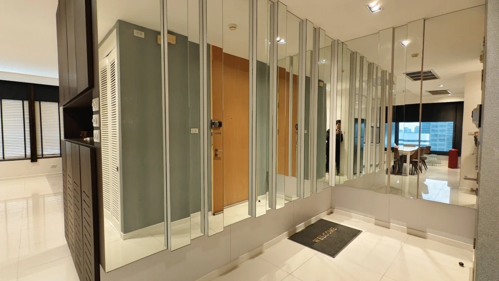 ให้เช่า Amanta Lumpini ชั้น 38 วิวโล่ง โปร่ง ห้องใหญ่ขนาด 138.52 ตรม. เฟอร์นิเจอร์ เครื่องใช้ไฟฟ้าครบ รีบจองเลย