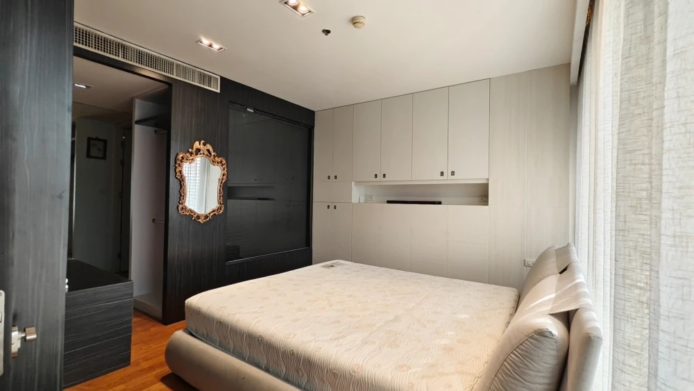 ให้เช่า Amanta Lumpini ชั้น 38 วิวโล่ง โปร่ง ห้องใหญ่ขนาด 138.52 ตรม. เฟอร์นิเจอร์ เครื่องใช้ไฟฟ้าครบ รีบจองเลย