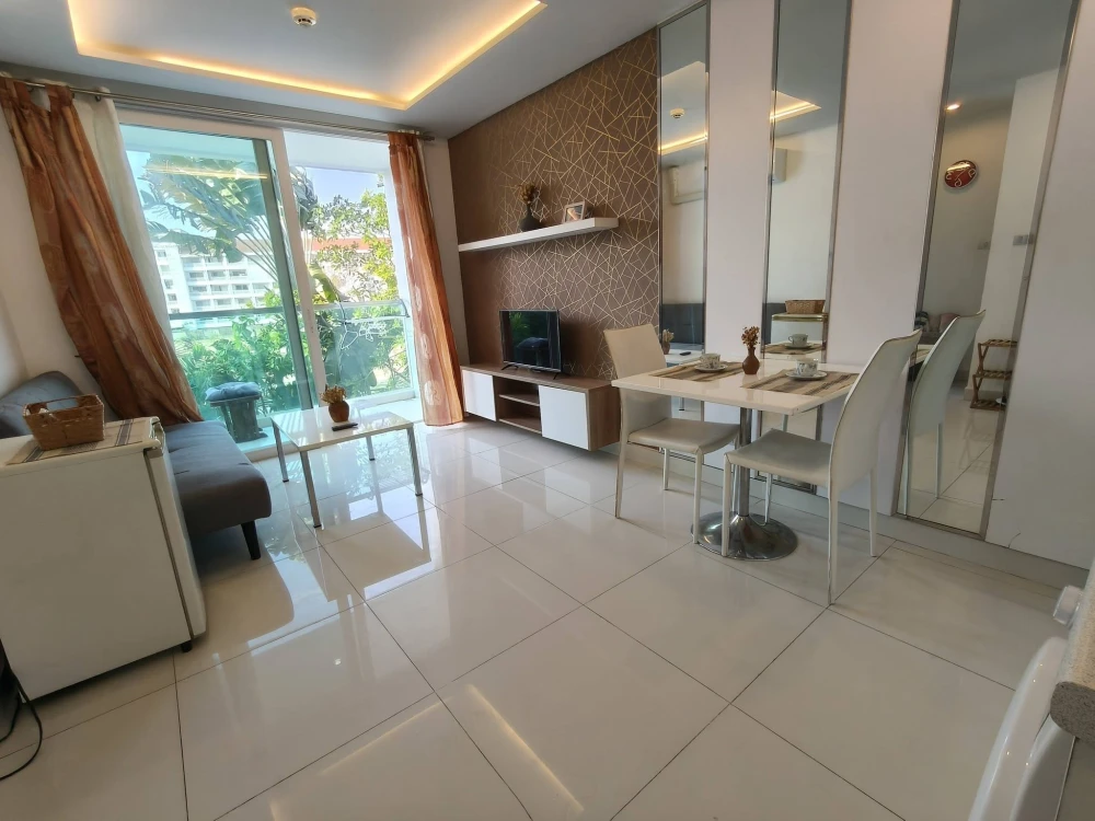ให้เช่า Amazon residence พัทยา (จอมเทียน) ห้องกว้าง ไม่อึดอัด มีของใช้ครบทุกอย่าง ย้ายกระเป๋าเข้าอยู่ได้เลย