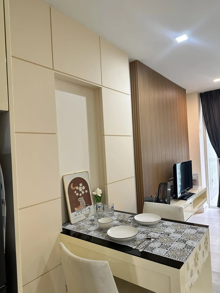 ให้เช่า Apus ห้องชั้น 3 บิ้วอินเฟอร์นิเจอร์อย่างดี มาพร้อมสิ่งอำนวยความสะดวกครบครัน จองเลย