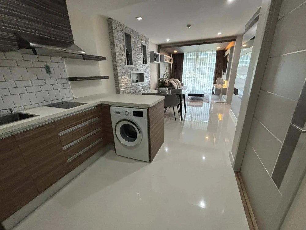 ให้เช่า Apus condo ห้องน่าอยู่ เฟอร์พร้อม กว้างขวางอยู่สบาย จองเลย
