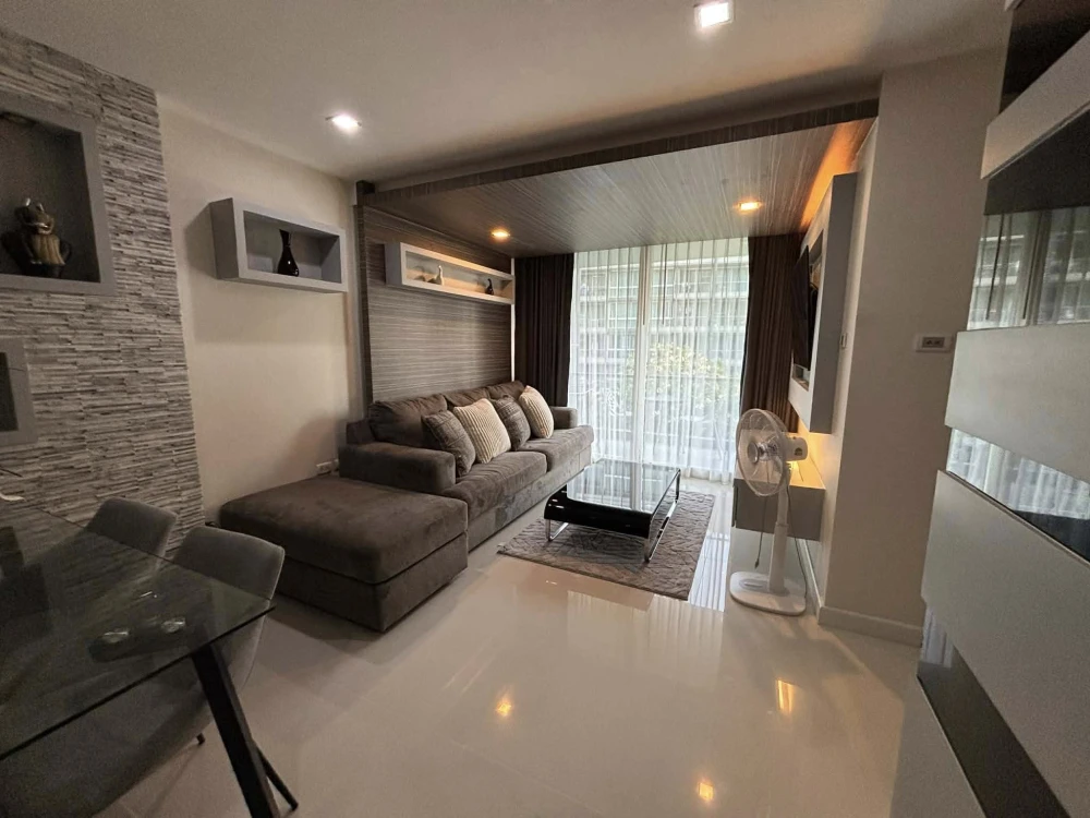 ให้เช่า Apus condo ห้องน่าอยู่ เฟอร์พร้อม กว้างขวางอยู่สบาย จองเลย