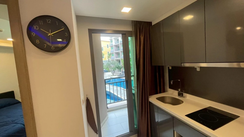 ให้เช่า Arcadia Beach Continental ห้องชั้น 2 มาพร้อมเฟอร์นิเจอร์และเครื่องใช้ไฟฟ้าครบ จองด่วน