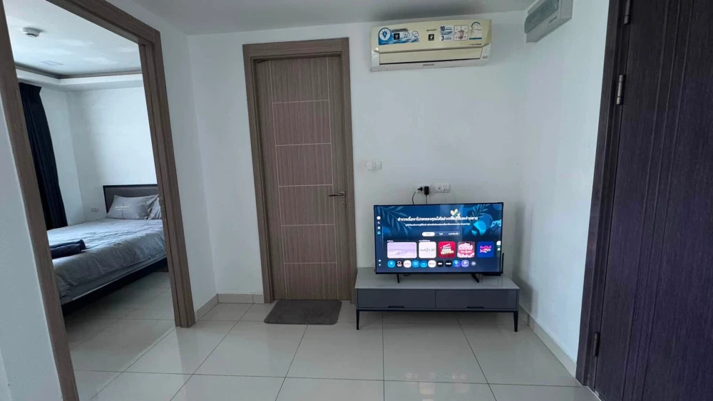 ให้เช่า Arcadia Beach Continental ห้องชั้น 5 เฟอร์นิเจอร์ครบครัน วิวสระว่ายน้ำ จองเลย