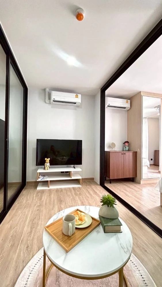 ให้เช่า Asher Sutthisan ห้องน่าอยู่ ตกแต่งคุมโทน มาพร้อมเฟอร์ครบครัน หิ้วกระเป๋าเข้าอยู่ได้เลยจ้า