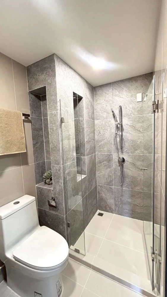 ให้เช่า Asher Sutthisan ห้องน่าอยู่ ตกแต่งคุมโทน มาพร้อมเฟอร์ครบครัน หิ้วกระเป๋าเข้าอยู่ได้เลยจ้า