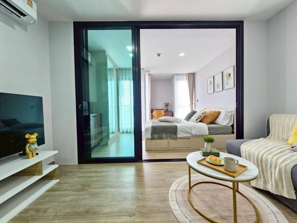 ให้เช่า Asher Sutthisan ห้องน่าอยู่ ตกแต่งคุมโทน มาพร้อมเฟอร์ครบครัน หิ้วกระเป๋าเข้าอยู่ได้เลยจ้า