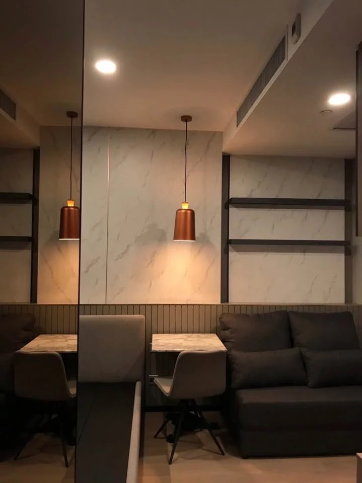 ให้เช่า Ashton chula - silom ห้อง studio ชั้นสูงมากๆ ตกแต่งและมีอุปกรณ์ เครื่องใช้ไฟฟ้าครบ ห้องพร้อมอยู่