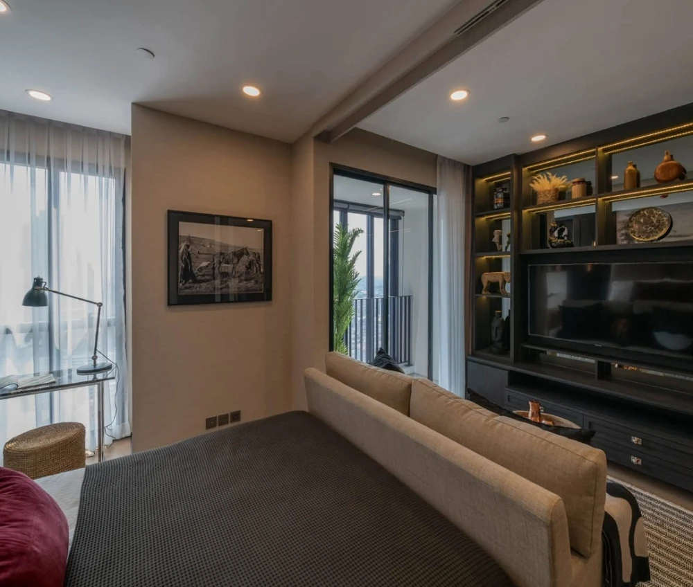 ให้เช่า ASHTON CHULA-SILOM ห้องแต่งพร้อมอยู่ สิ่งอำนวยความสะดวกครบครัน รีบมาจองได้แล้ววันนี้