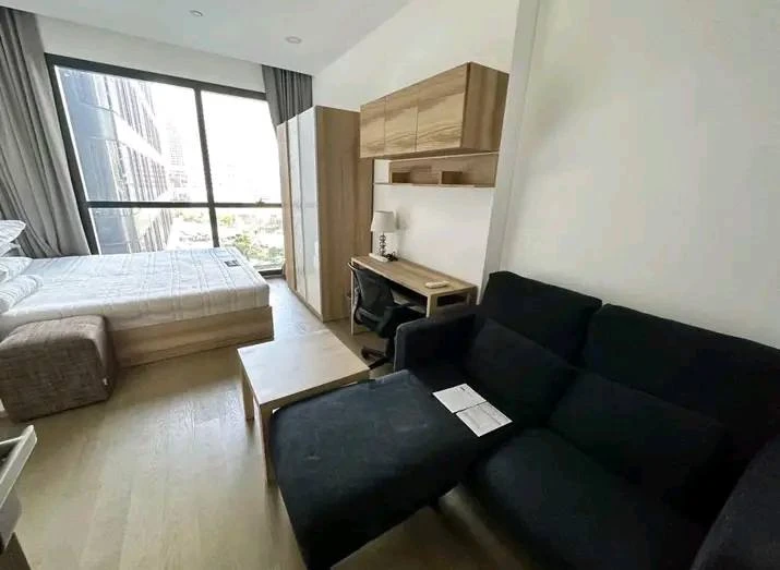 ให้เช่า Ashton Chula–Silom ห้องน่าอยู่ ทำเลดี มาพร้อมเฟอร์นิเจอร์ครบครัน หิ้วกระเป๋าเข้าอยู่ได้เลยจ้า
