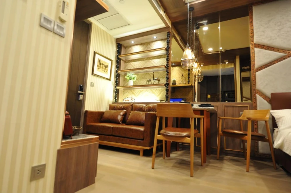 ให้เช่า Ashton Chula–Silom ห้องสตูดิโอ มาพร้อมเฟอร์นิเจอร์ครบครัน หิ้วกระเป๋าเข้าอยู่ได้เลยจ้า