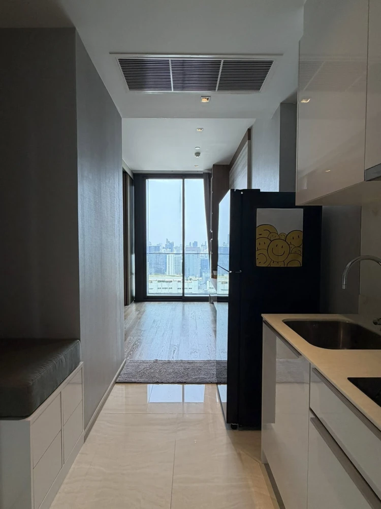 ให้เช่า Ashton Silom ห้องมุมคนไม่พลุกพล่าน ชั้นสูงวิวสวยไม่บล็อค ตกแต่งครบครัน ดีแบบนี้ห้ามพลาด