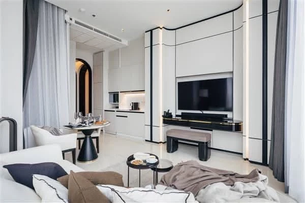 ให้เช่า Ashton Silom 2 ห้องนอน บิวท์อินเฟอร์นิเจอร์อย่างดี สิ่งอำนวยความสะดวกครบ จองเลย