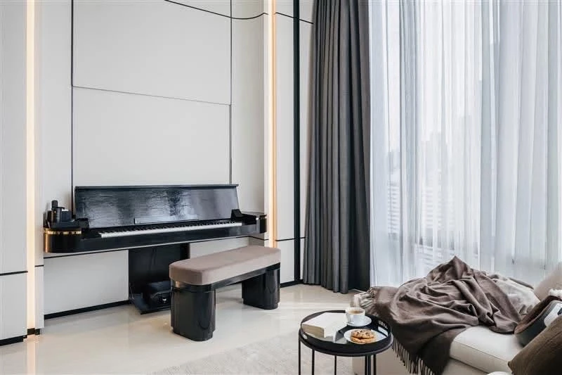 ให้เช่า Ashton Silom 2 ห้องนอน บิวท์อินเฟอร์นิเจอร์อย่างดี สิ่งอำนวยความสะดวกครบ จองเลย