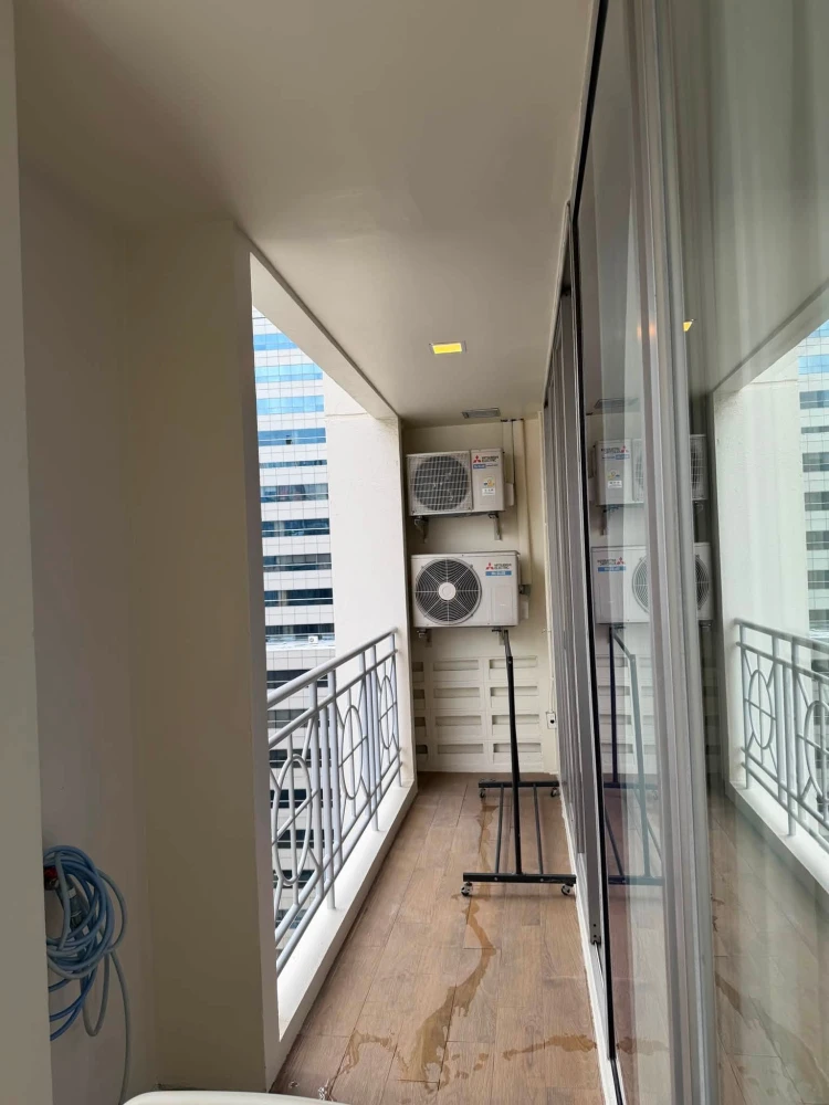 ให้เช่า Asoke Place ห้องนี้ 2 ห้องนอน 1 ห้องน้ำ ห้องกว้าง 80 sqm. พื้นที่ใช้สอยเยอะสุดๆ ต้องจอง