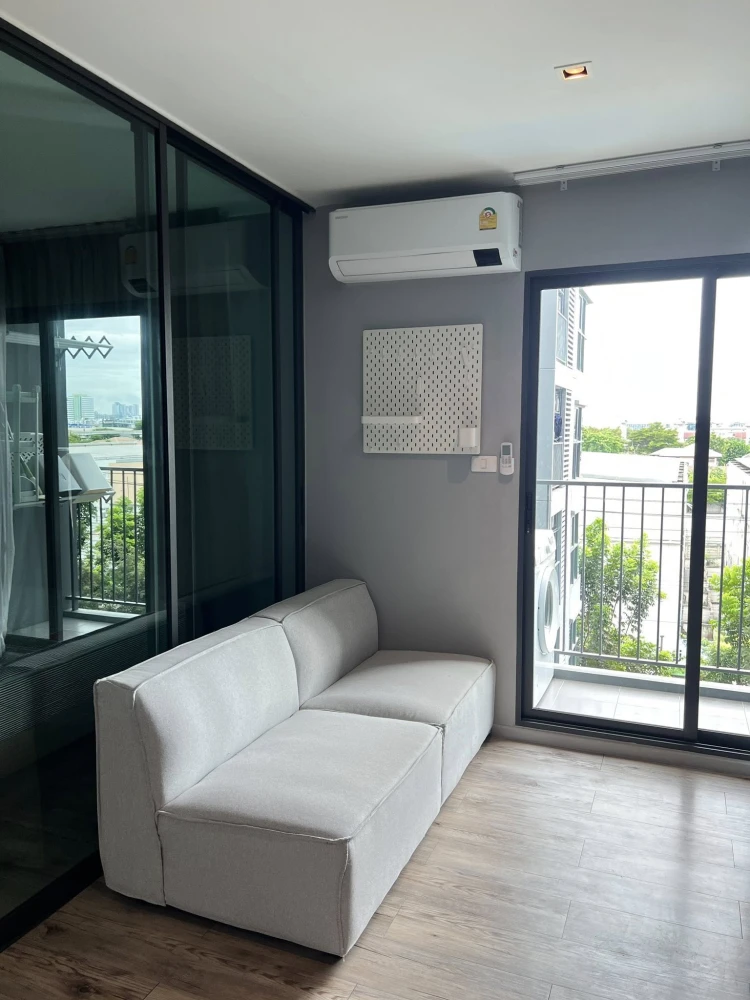 ให้เช่า Aspen Condo Lasalle 1 ห้องนอน 1 ห้องน้ำ มาพร้อมเฟอร์ครบครัน เห็นวิวสระว่ายน้ำ จองเลย