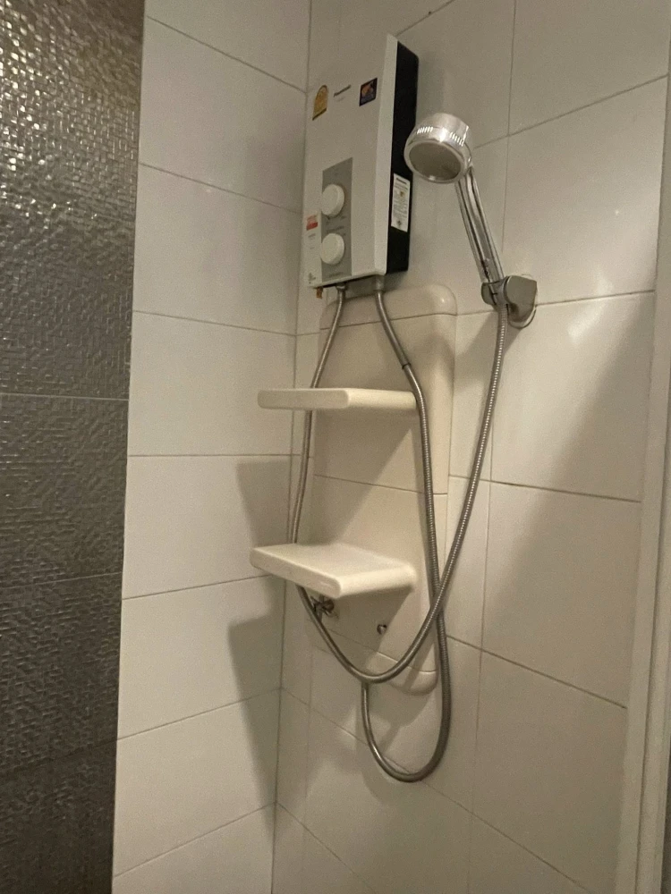 ให้เช่า Aspire พระราม 4 ห้องอยู่ชั้นสูงมากๆ (ชั้น 22) พร้อมเฟอร์นิเจอร์ครบเซต รีบจับจองเลยจ้า