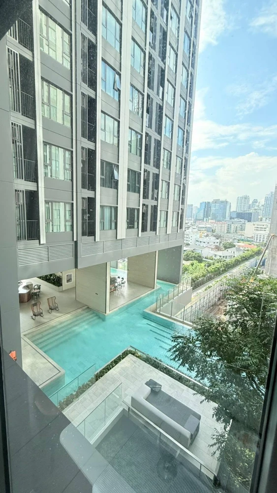 ให้เช่า Aspire สุขุมวิท - พระราม 4 ห้องสตูดิโอ วิวสวย เฟอร์นิเจอร์และเครื่องใช้ไฟฟ้าครบชุด รีบจับจองเลยจ้า