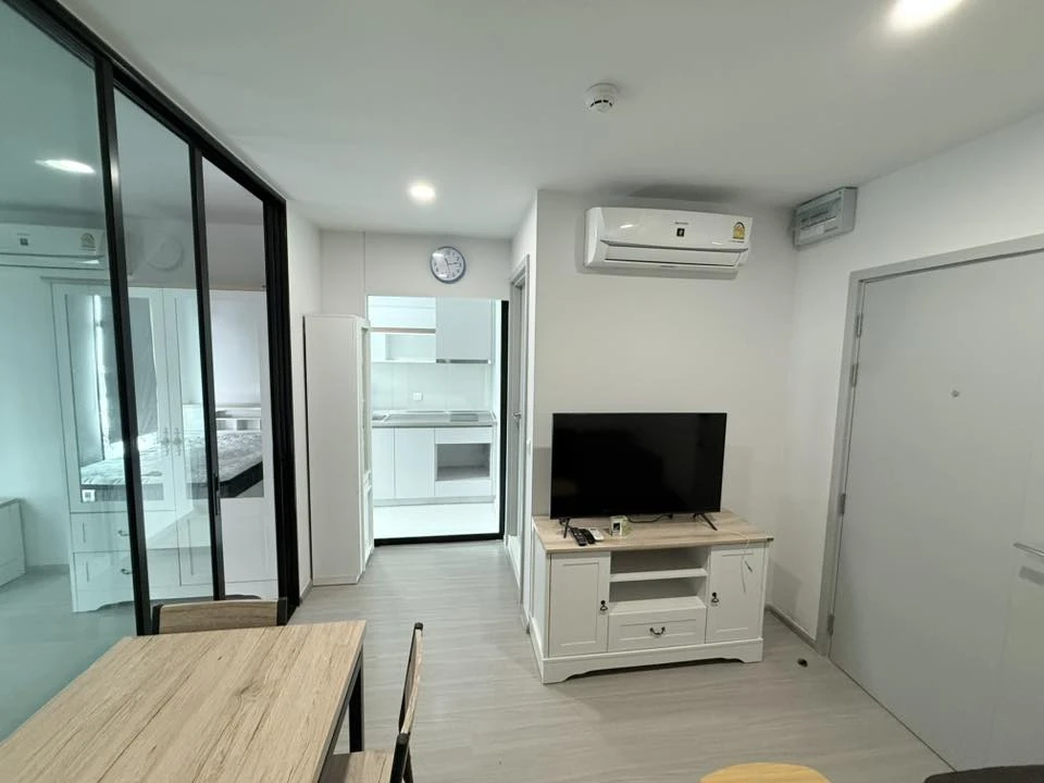 ให้เช่า Aspire Asoke - Ratchada ห้องน่าอยู่ ชั้น 4 เฟอร์และสิ่งอำนวยความสะดวกครบครัน จองเลย