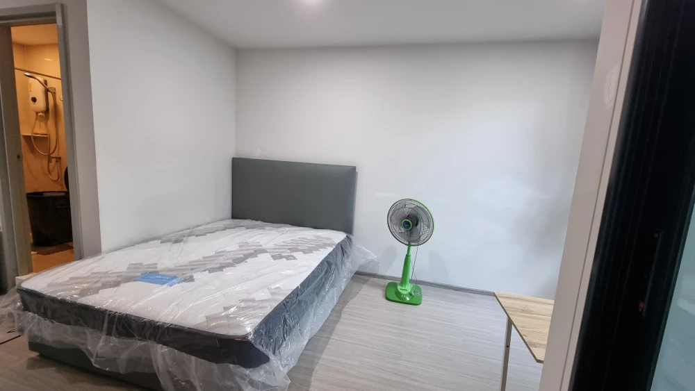ให้เช่า Aspire Asoke - Ratchada ห้องสตูดิโอ มาพร้อมเฟอร์และเครื่องใช้ไฟฟ้าครบครัน หิ้วกระเป๋าเข้าอยู่ได้เลยจ้า