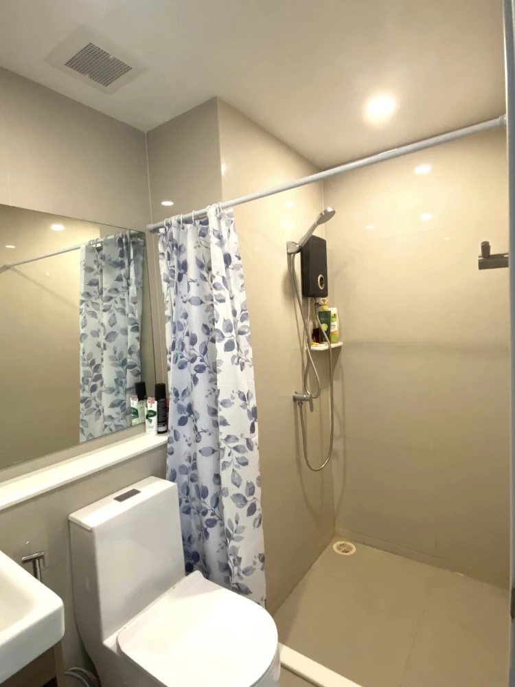 ให้เช่า Aspire Asoke Ratchada ห้องพร้อมอยู่ เฟอร์พร้อม หิ้วกระเป๋าใบเดียวเข้าอยู่ได้เลย+++