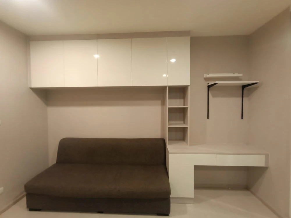 ให้เช่า ASPIRE Erawan ห้องน่าอยู่ มาพร้อมเฟอร์นิเจอร์ครบครัน เห็นวิวสวยจากชั้นสูง รีบจองเลย