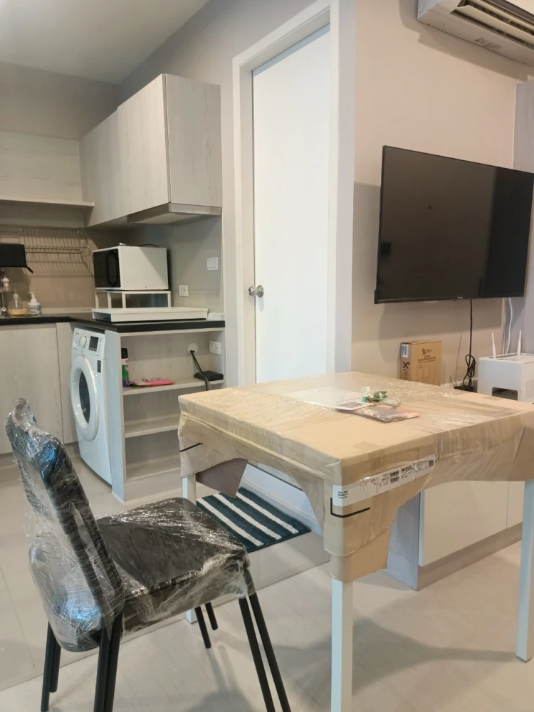 ให้เช่า ASPIRE Erawan ห้องน่าอยู่ มาพร้อมเฟอร์นิเจอร์ครบครัน เห็นวิวสวยจากชั้นสูง รีบจองเลย