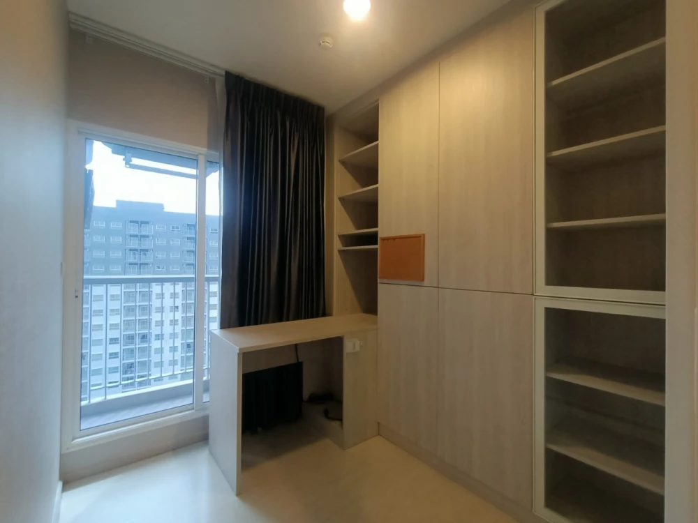 ให้เช่า ASPIRE Erawan ห้องน่าอยู่ มาพร้อมเฟอร์นิเจอร์ครบครัน เห็นวิวสวยจากชั้นสูง รีบจองเลย