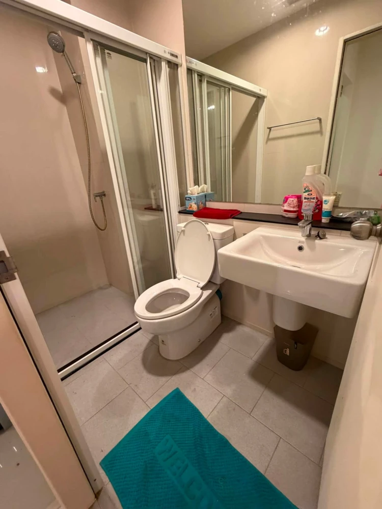 ให้เช่า Aspire Erawan ห้องสตูดิโอ ชั้น 7 เฟอร์นิเจอร์และเครื่องใช้ไฟฟ้าครบครัน รีบมาจับจองเลย อย่ารอช้า