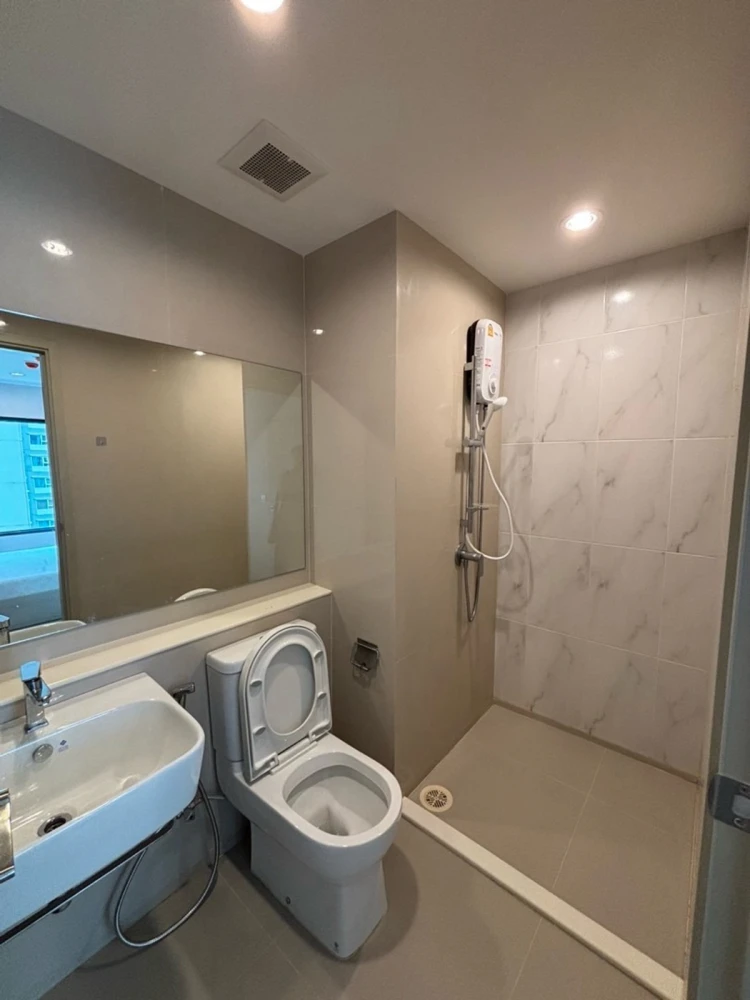 ให้เช่า Aspire Erawan Prime มาพร้อมการตกแต่งที่ครบครัน สนใจจองเลย ห้ามพลาด