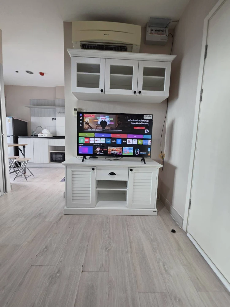 ให้เช่า Aspire Ngamwongwan วิวเมือง ติดวอลเปเปอร์อย่างดี มาพร้อมเตียงใหญ่น่านอนสุดๆ จองเลยจ้า