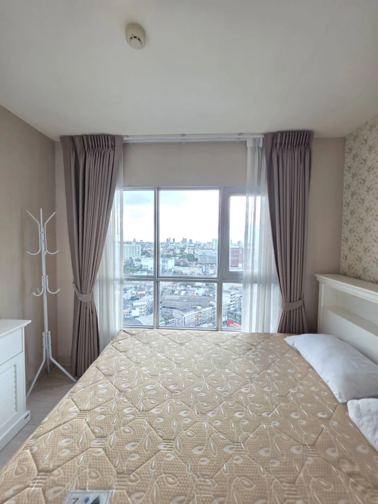 ให้เช่า Aspire Ngamwongwan วิวเมือง ติดวอลเปเปอร์อย่างดี มาพร้อมเตียงใหญ่น่านอนสุดๆ จองเลยจ้า