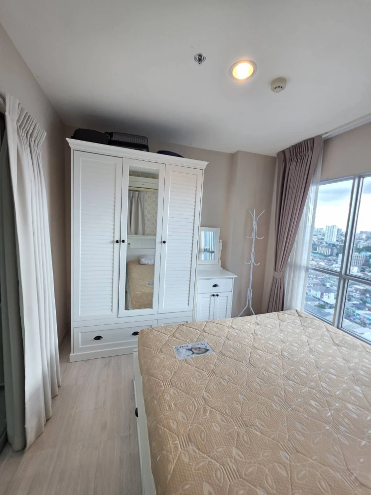 ให้เช่า Aspire Ngamwongwan วิวเมือง ติดวอลเปเปอร์อย่างดี มาพร้อมเตียงใหญ่น่านอนสุดๆ จองเลยจ้า