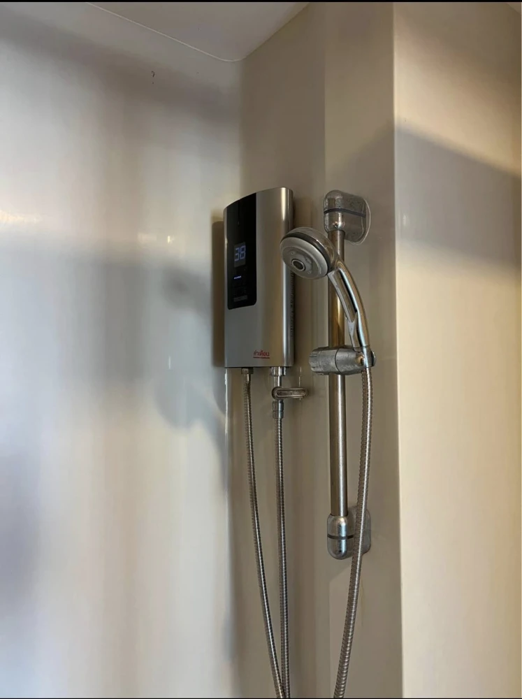 ให้เช่า  Aspire Ratchada-Wongsawang ห้องมุมมีความเป็นส่วนตัว พื้นที่ใช้สอยจุใจ จองเลย อย่าพลาด