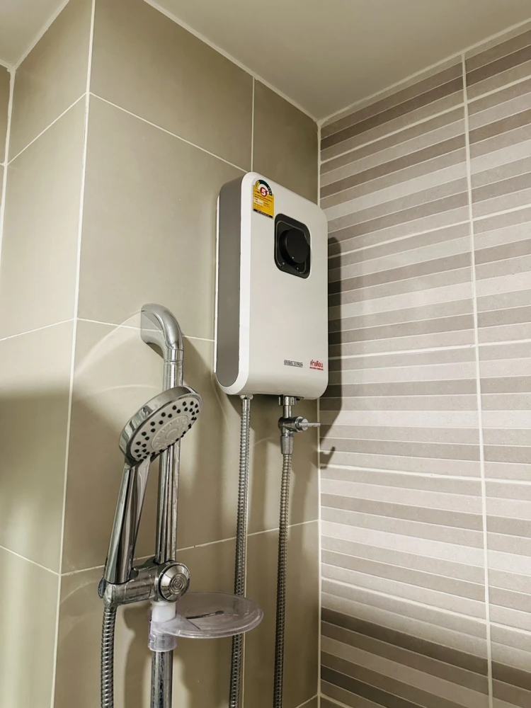 ให้เช่า Aspire Ratchayothin คอนโด 1 ห้องนอน 1 ห้องน้ำ 28 ตร.ม ชั้น 6 เครื่องใช้ไฟฟ้า เฟอร์นิเจอร์ครบ ห้ามพลาด