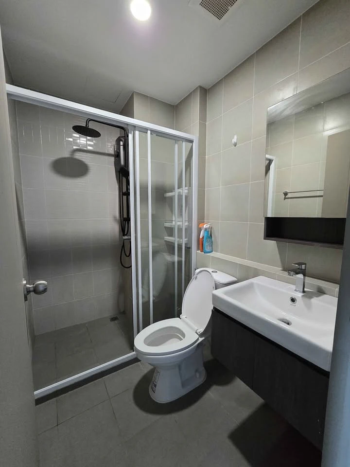 ให้เช่า Aspire Rattanathibet - Weston ห้องพร้อมอยู่ เฟอร์พร้อม กว้างขวาง จองเลย