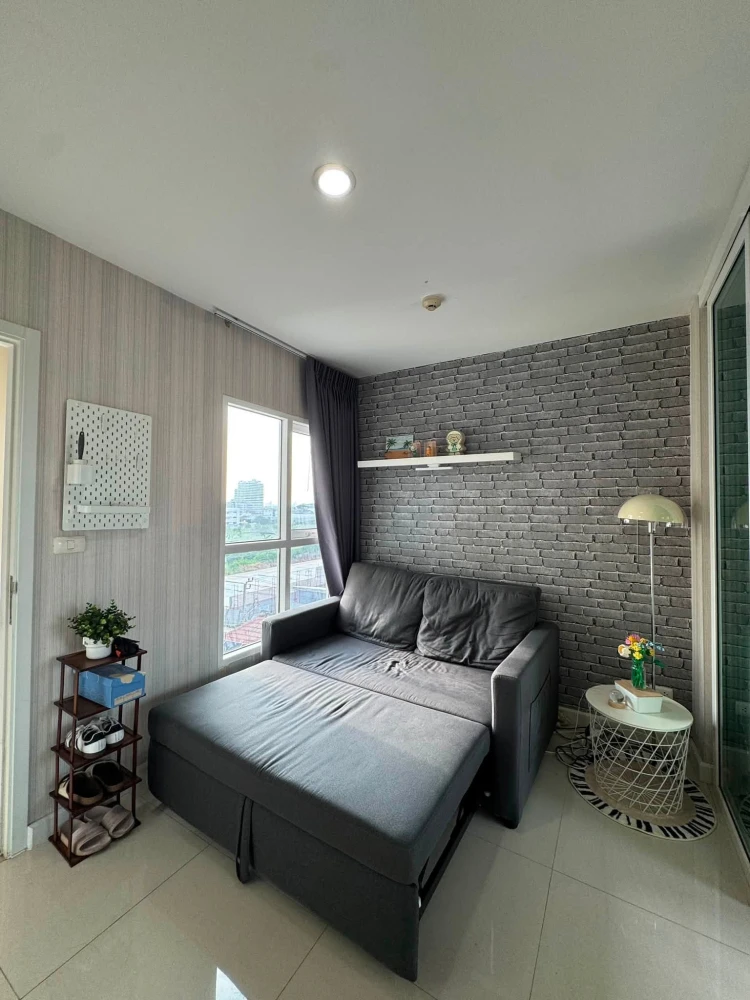 ให้เช่า Aspire Srinakarin ห้องชั้น 6 ติดวอลเปเปอร์อย่างดี มาพร้อมเครื่องใช้ไฟฟ้าครบ จองเลย