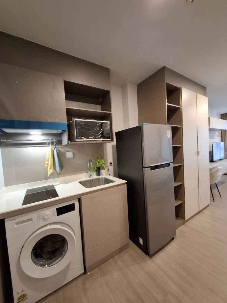 ให้เช่า Aspire Sukhumvit - Rama 4 ห้องสตูดิโอ วิวสระ เฟอร์นิเจอร์ครบ พร้อมเข้าอยู่ได้ทันที