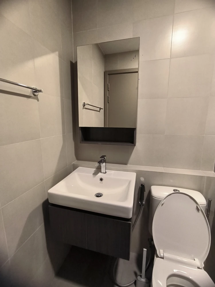 ให้เช่า Aspire Sukhumvit-Rama4 ห้องพร้อมอยู่ สิ่งอำนวยความสะดวกครบครัน ราคาดี มาจองเลย อย่าพลาด