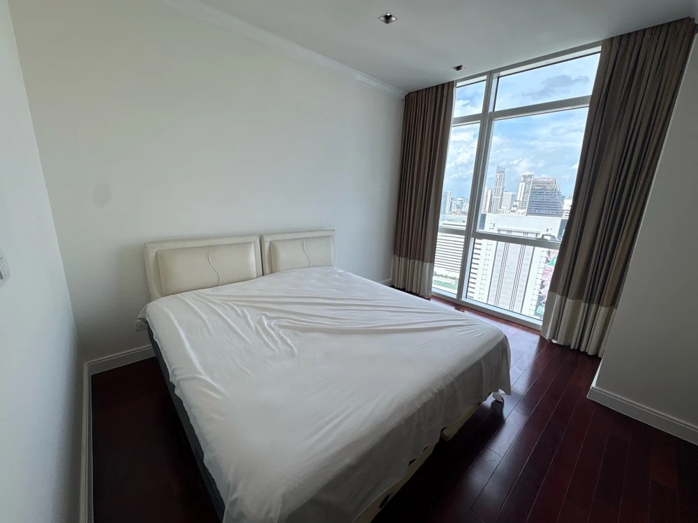 ให้เช่า Athenee Residence  ชั้น 34 วิวสวย แต่งครบ สนใจจองเลย ห้ามพลาด