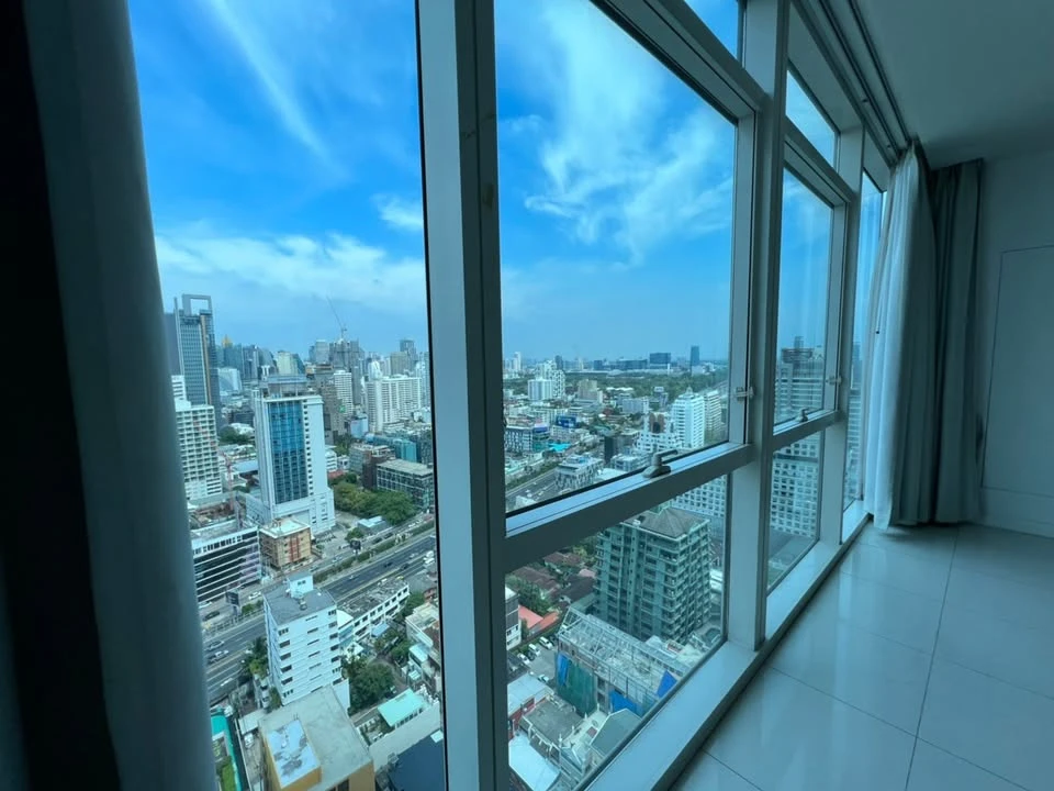 ให้เช่า  Athenee Residence ห้องชั้นสูงพร้อมอยู่ เฟอร์พร้อม ห้องกว้างขวางจองเลย