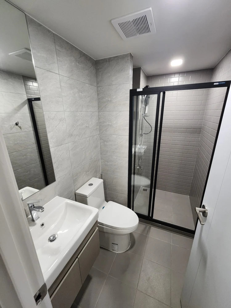 ให้เช่า Atmoz flow minburi ห้องน่าอยู่ มาพร้อม เฟอร์ เครื่องใช้ไฟฟ้าครบ ราคาดี รีบมาจองเลย