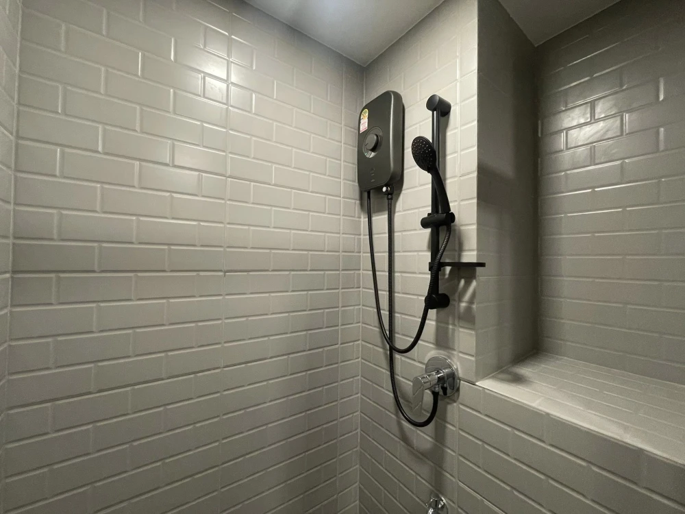 ให้เช่า Atmoz flow Minburi  ห้องพร้อมอยู่ เฟอร์พร้อม + เครื่องใช้ไฟฟ้าครบ ราคาสบายกระเป๋า จองเลย