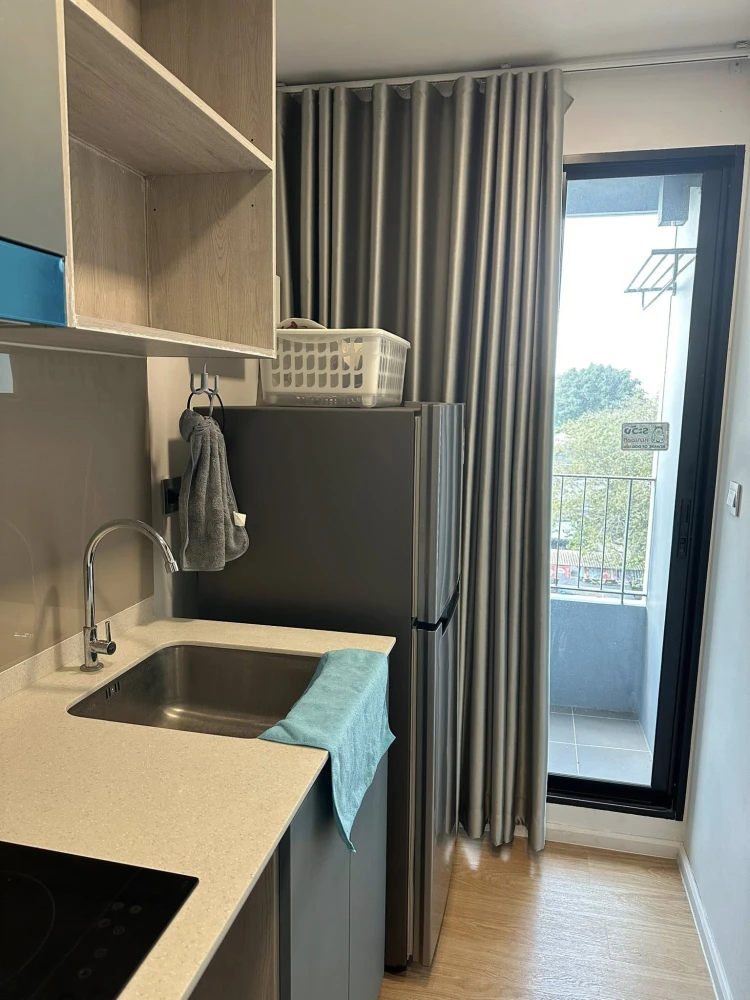 ให้เช่า Atmoz Kanaal Rangsit ห้องพร้อมอยู่  เฟอร์นิเจอร์ + เครื่องใช้ไฟฟ้า ครบ มาแต่ตัวเข้าอยู่ได้เลย!!!