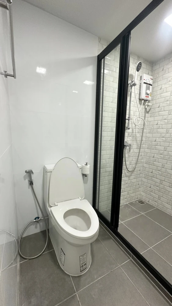 ให้เช่า Atmoz Kanaal Rangsit  ห้องพร้อมอยู่ เฟอร์พร้อม จองเลย ห้ามพลาด+++