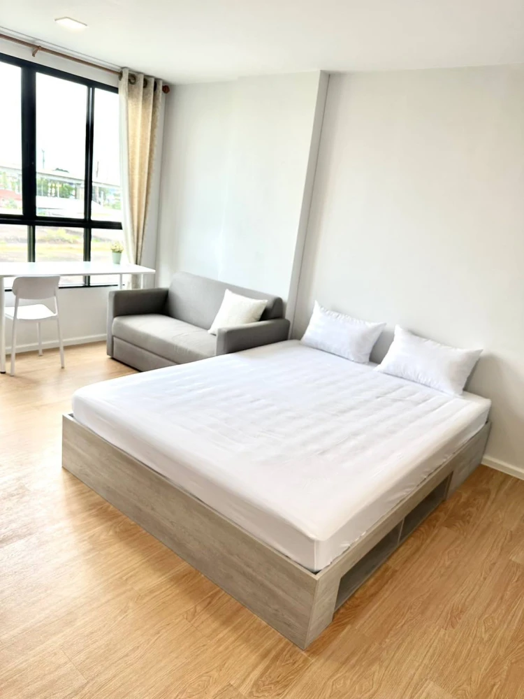 ให้เช่า Atmoz Kanaal Rangsit ห้องพร้อมเข้าอยู่ เฟอร์พร้อม หิ้วกระเป๋ามาได้เลย รีบจองเลย