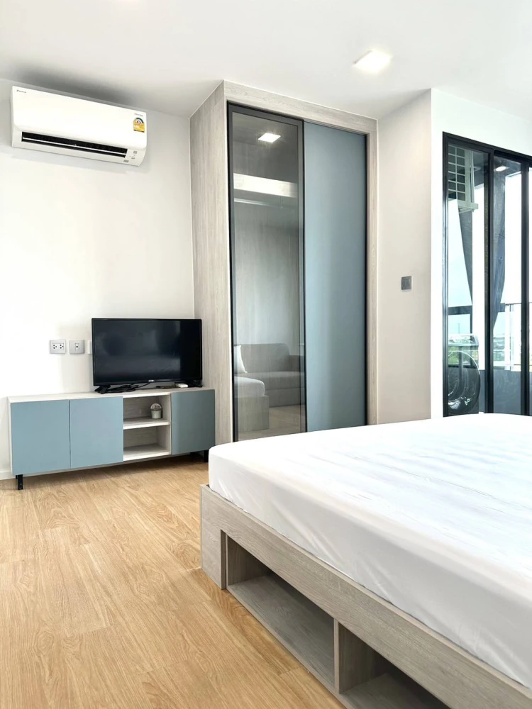ให้เช่า Atmoz Kanaal Rangsit ห้องพร้อมเข้าอยู่ เฟอร์พร้อม หิ้วกระเป๋ามาได้เลย รีบจองเลย